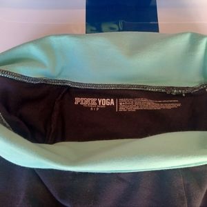 Pink yoga pants size small